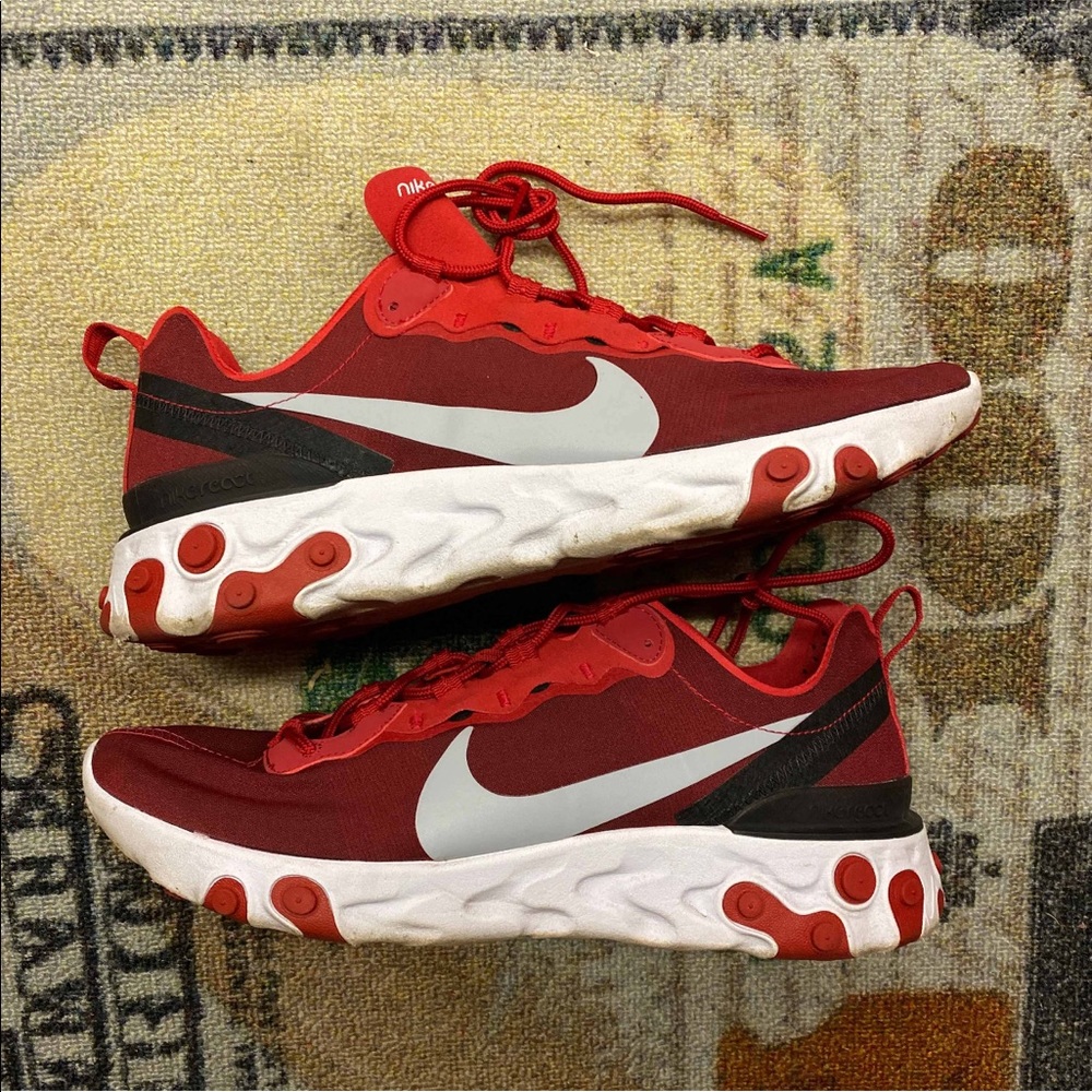 Nike react element 55 red white Sz 10.5 men